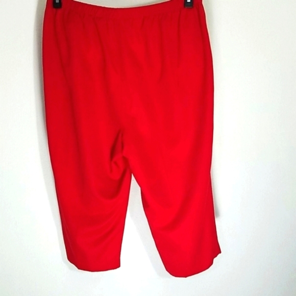 *Red Bermuda Walking Shorts Pull-On Pockets Stretchy High Rise Alia Sz 18W - Picture 4 of 7